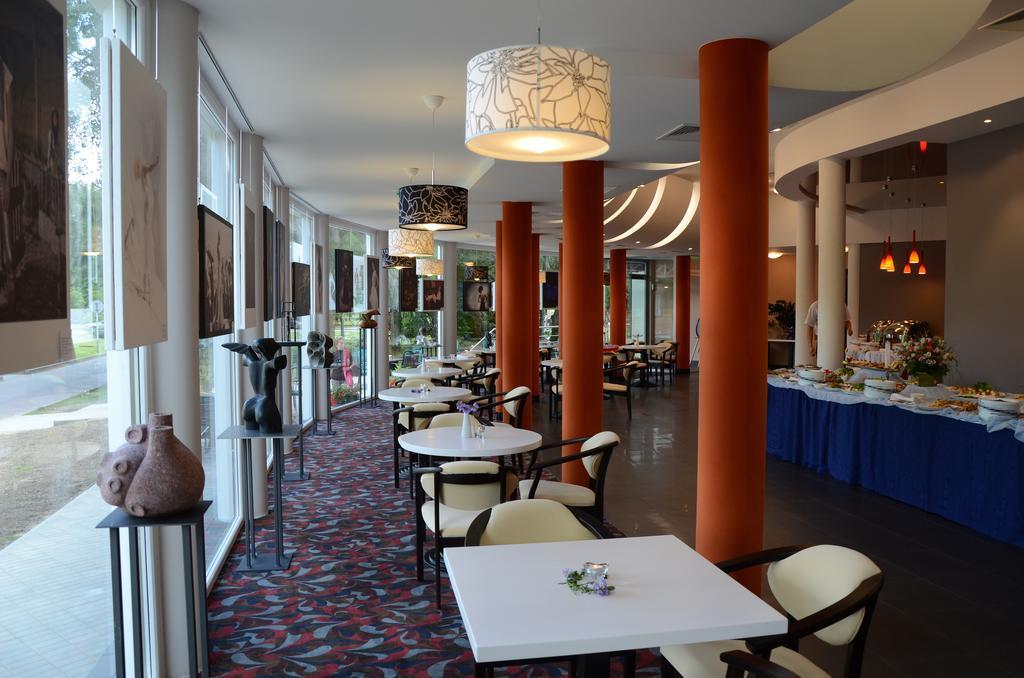 Rehabilitation Centre & Spa Draugystes Sanatorija Друскининкай Екстериор снимка